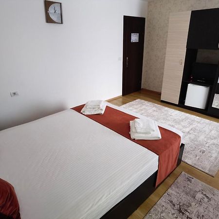 Pensiunea Royal Borşa Екстериор снимка