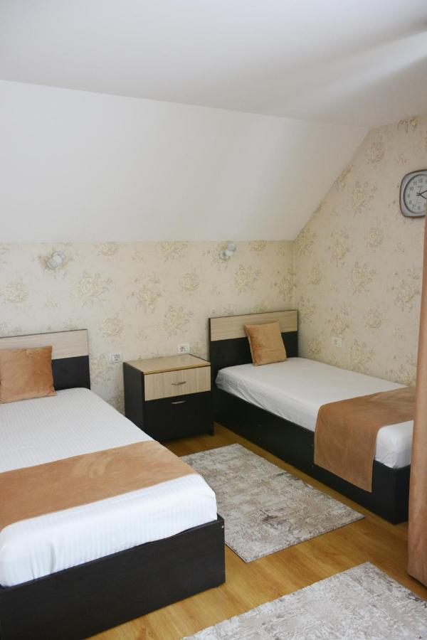 Pensiunea Royal Borşa Екстериор снимка