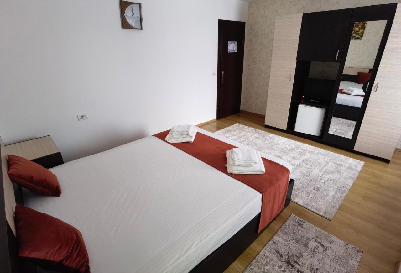 Pensiunea Royal Borşa Екстериор снимка