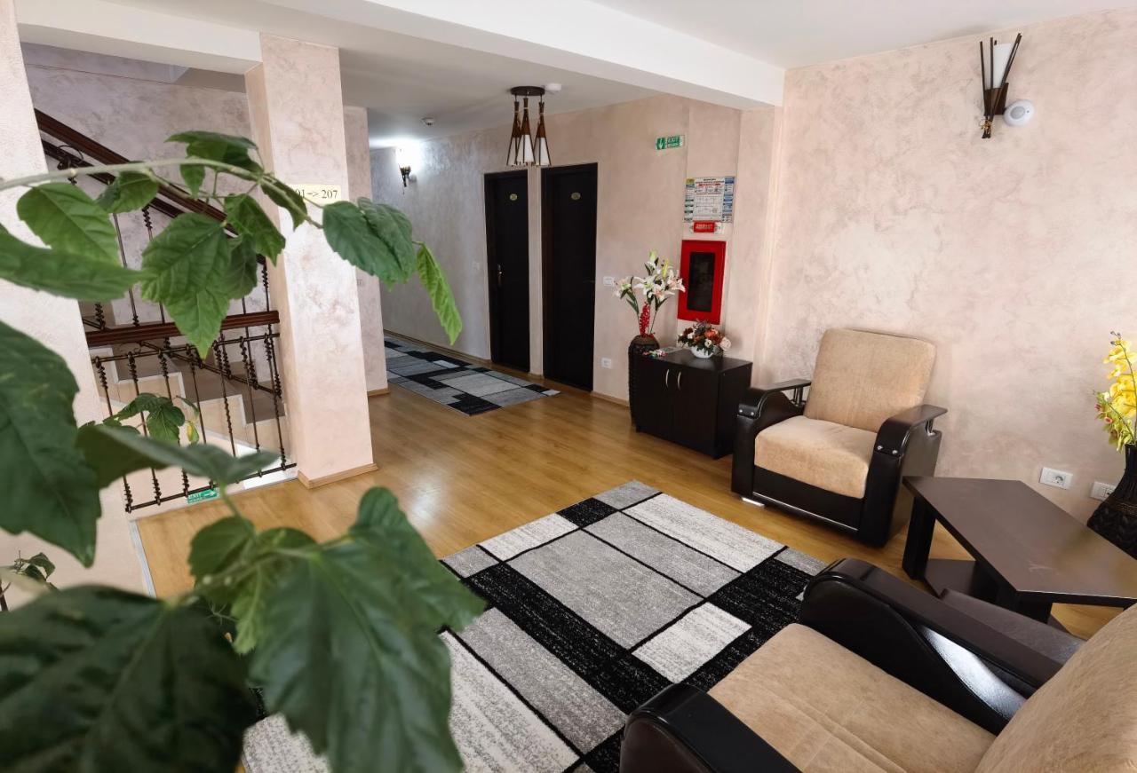 Pensiunea Royal Borşa Екстериор снимка
